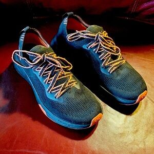 KURU FLEX Black and Orange Sneakers with Trail-Ready Sole Size 9